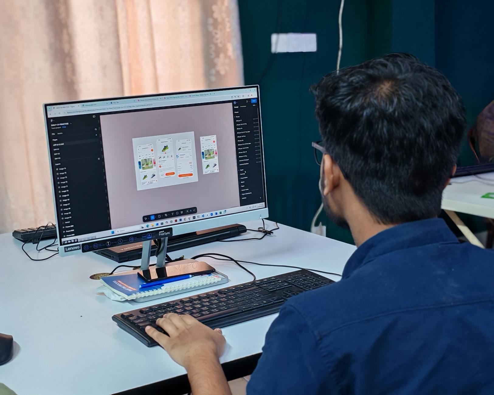 搜狗输入法官方品牌视觉展示 - 智能输入界面